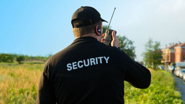 security-guard-738-ss-lsantilli12-crop-600x338